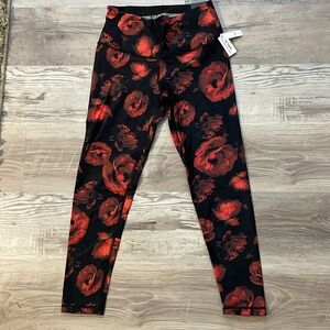 Victoria’s Secret Sport leggings. High rise. Size medium. Color: red & black.